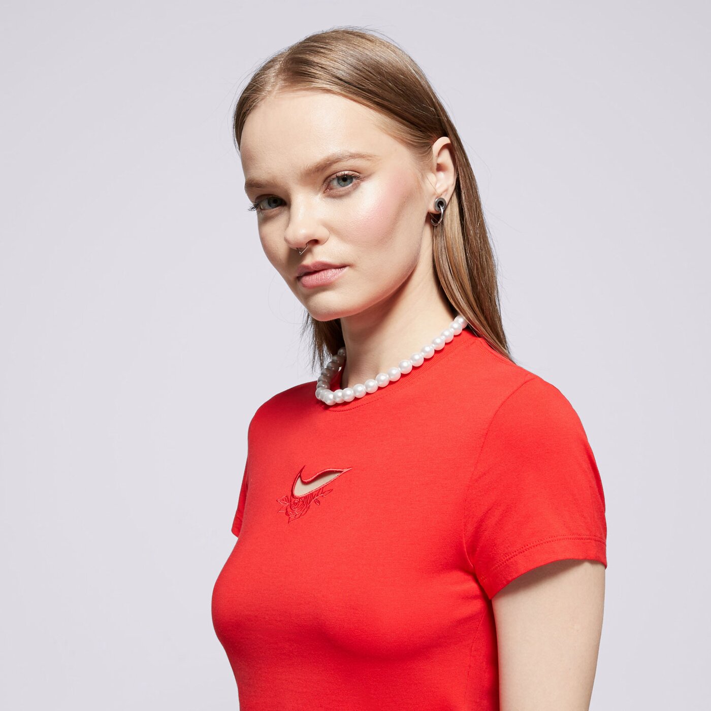 Дамска тениска NIKE ТЕНИСКА W NSW NK CHLL KNT TEE VDAY hf9534-657 цвят червен