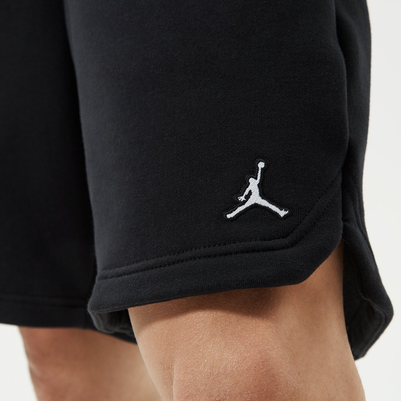 Мъжки къси панталони JORDAN ШОРТИ ESSENTIAL FLEECE SHORTS da9826-010 цвят черен