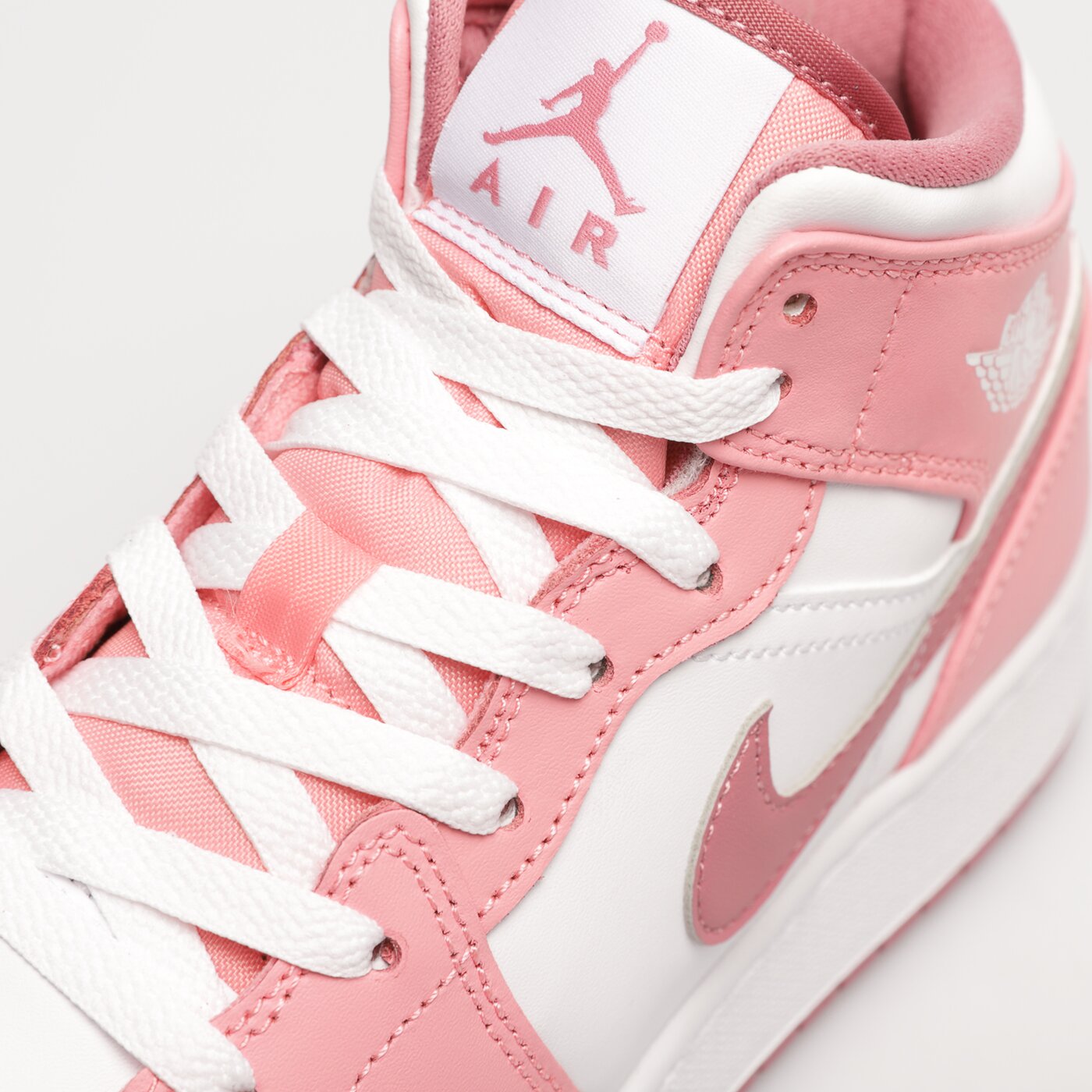 Детски маратонки AIR JORDAN 1 MID  dq8423-616 цвят бял