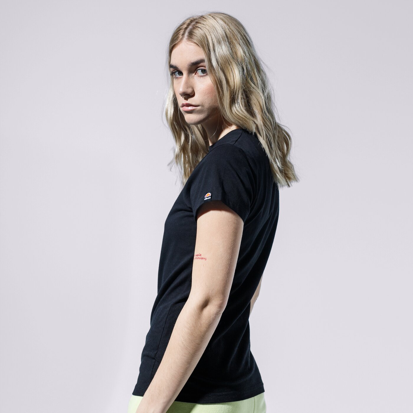 Дамска тениска ELLESSE ТЕНИСКА ANA sge09982black цвят черен