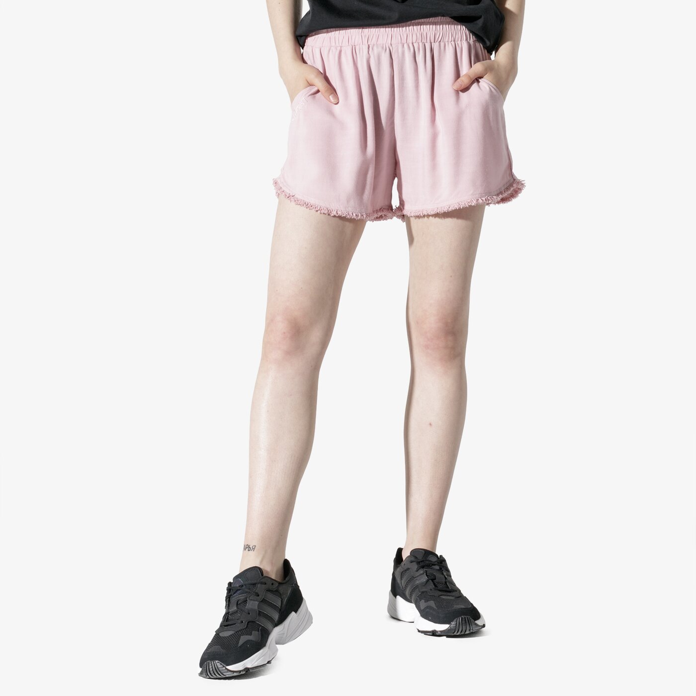 Дамски къси панталони CONFRONT ШОРТИ AZALEA cf19szd04002 цвят розов