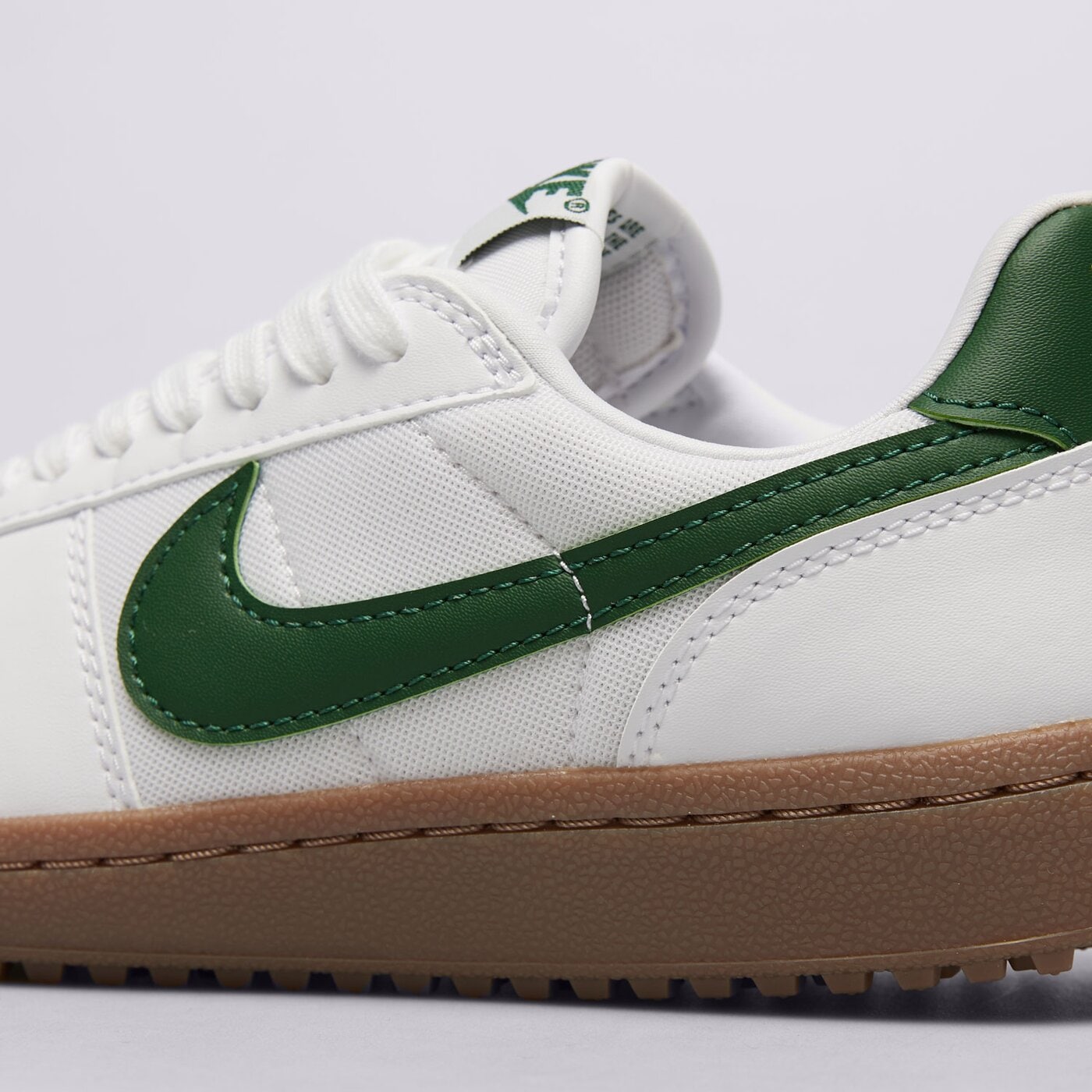 Дамски маратонки NIKE WMNS FIELD GENERAL fz5593-103 цвят бял