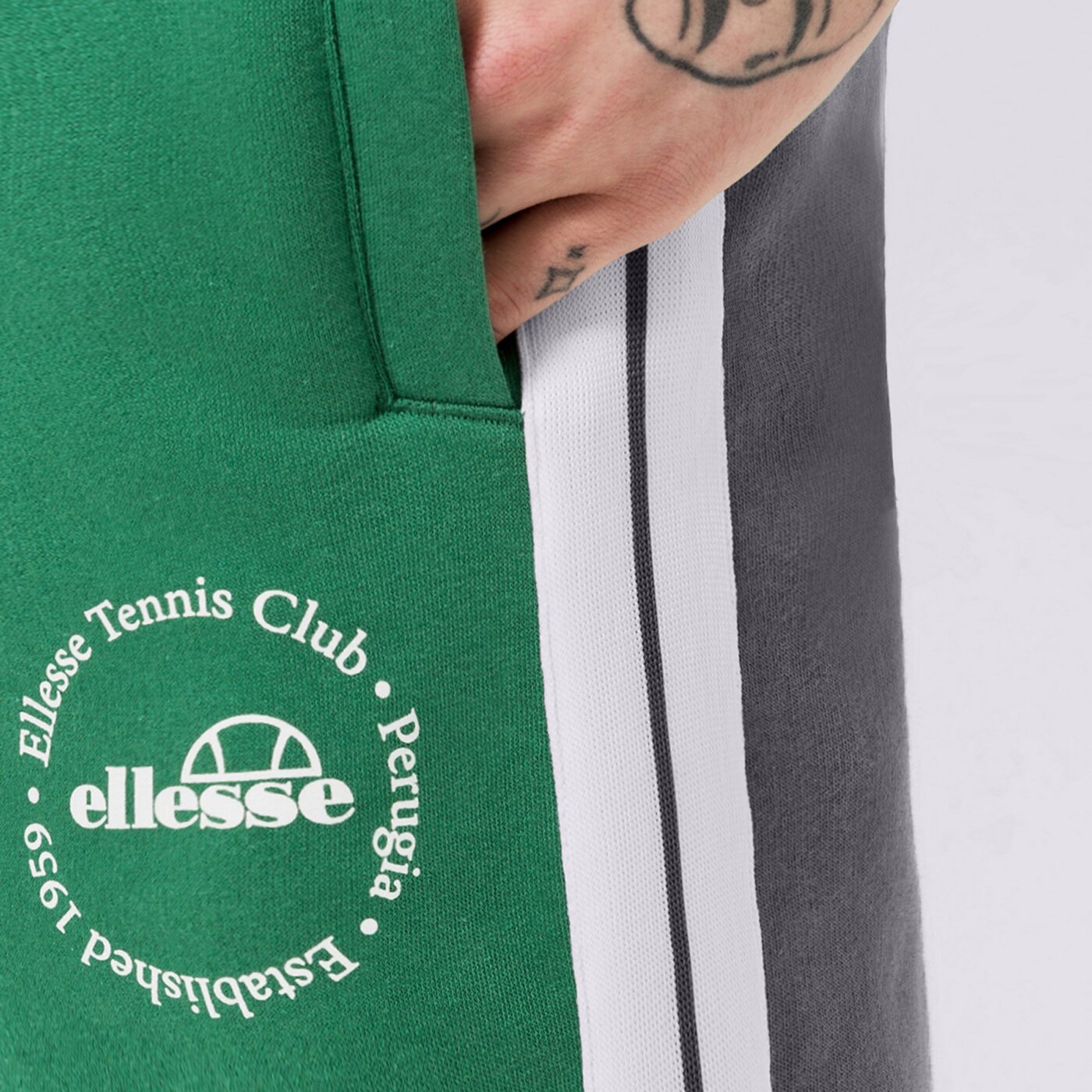 Дамски панталони ELLESSE ПАНТАЛОНИ AIRLA JOG PANT GREEN sgr17622503 цвят зелен