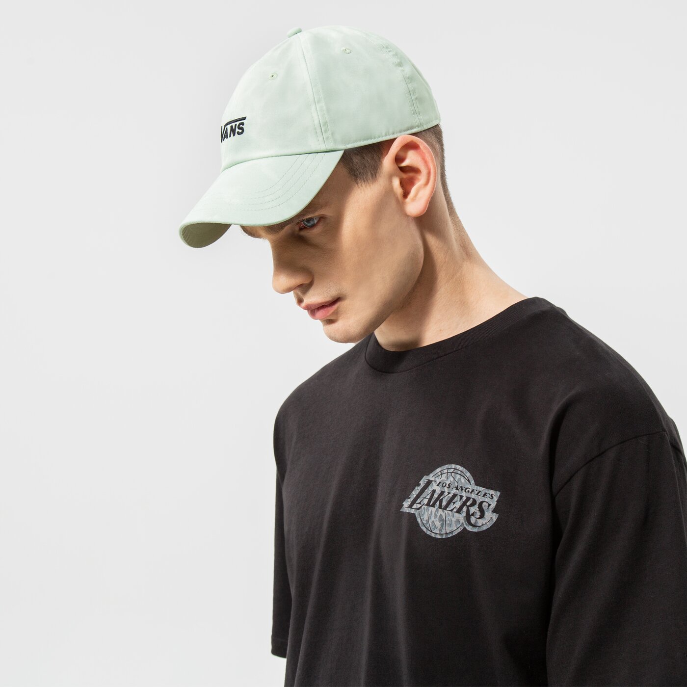 Дамска шапка с козирка VANS ШАПКА WM COURT SIDE PRINTED HAT vn0a34grynt1 цвят зелен