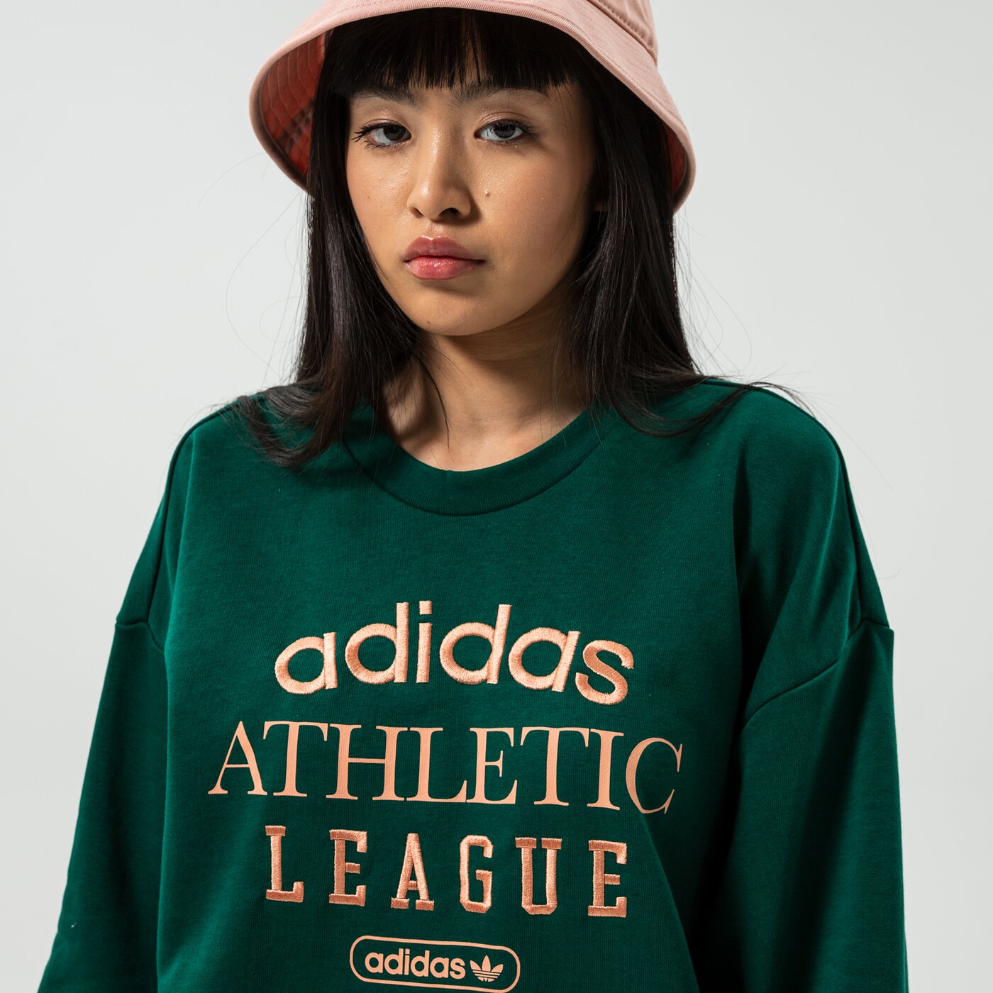 Дамски суичър ADIDAS СУИТЧЪР CREW hl0046 цвят зелен