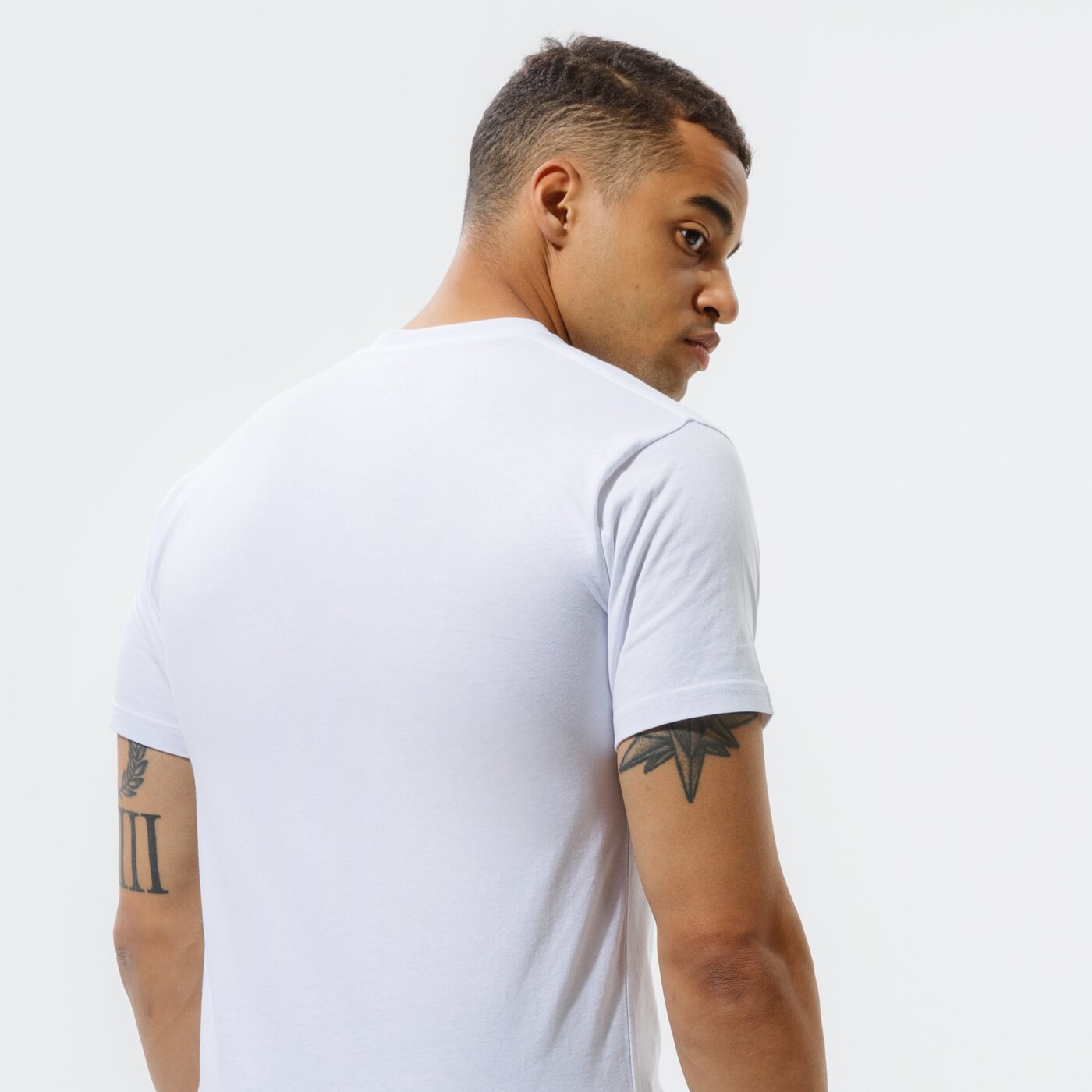 Мъжка тениска VANS ТЕНИСКА LEFT CHEST LOGO PLUS SS vn0a54tfwht1 цвят бял