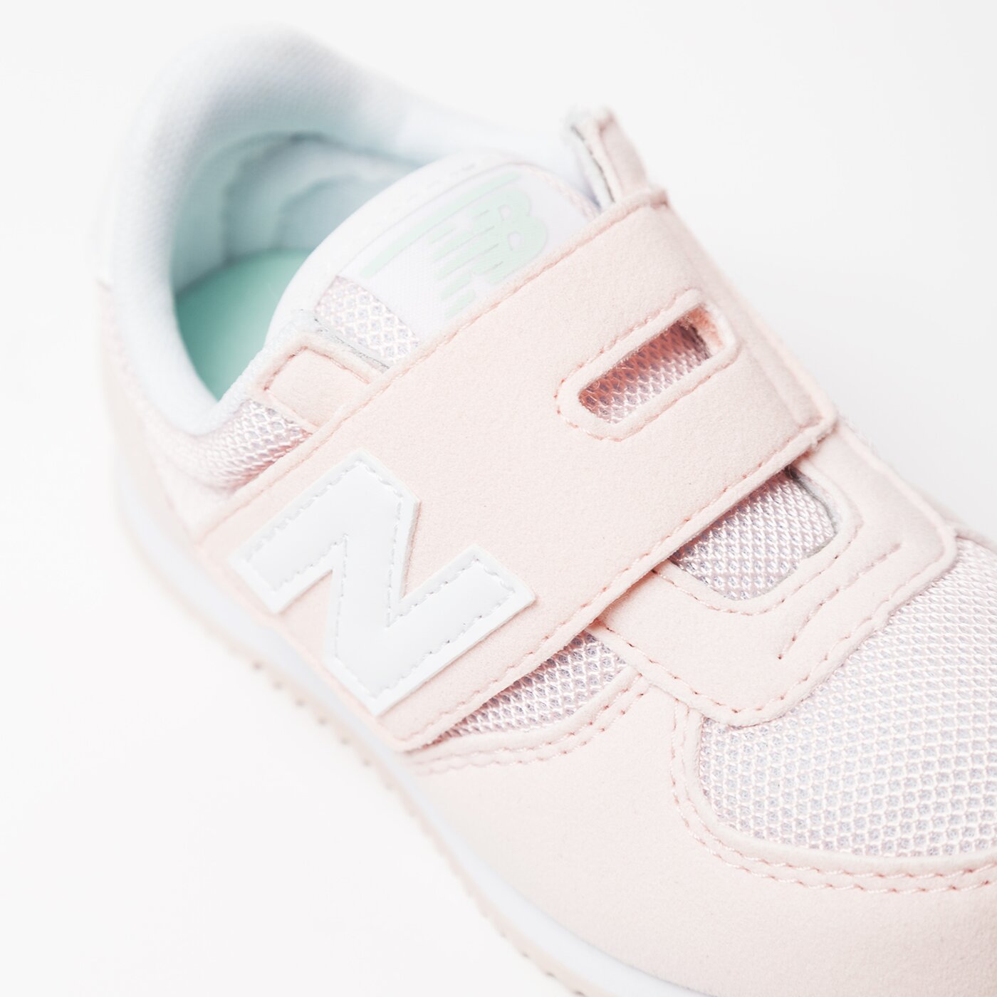 Детски маратонки NEW BALANCE KV220P2I kv220p2i цвят розов