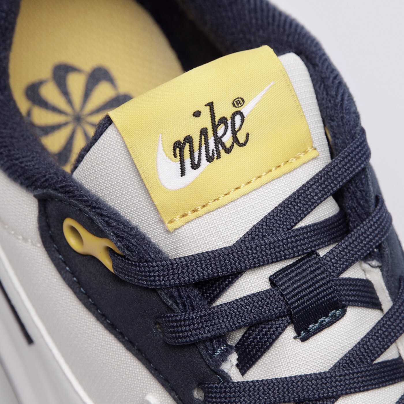 Детски маратонки NIKE AIR MAX DAWN dh3157-006 цвят многоцветен