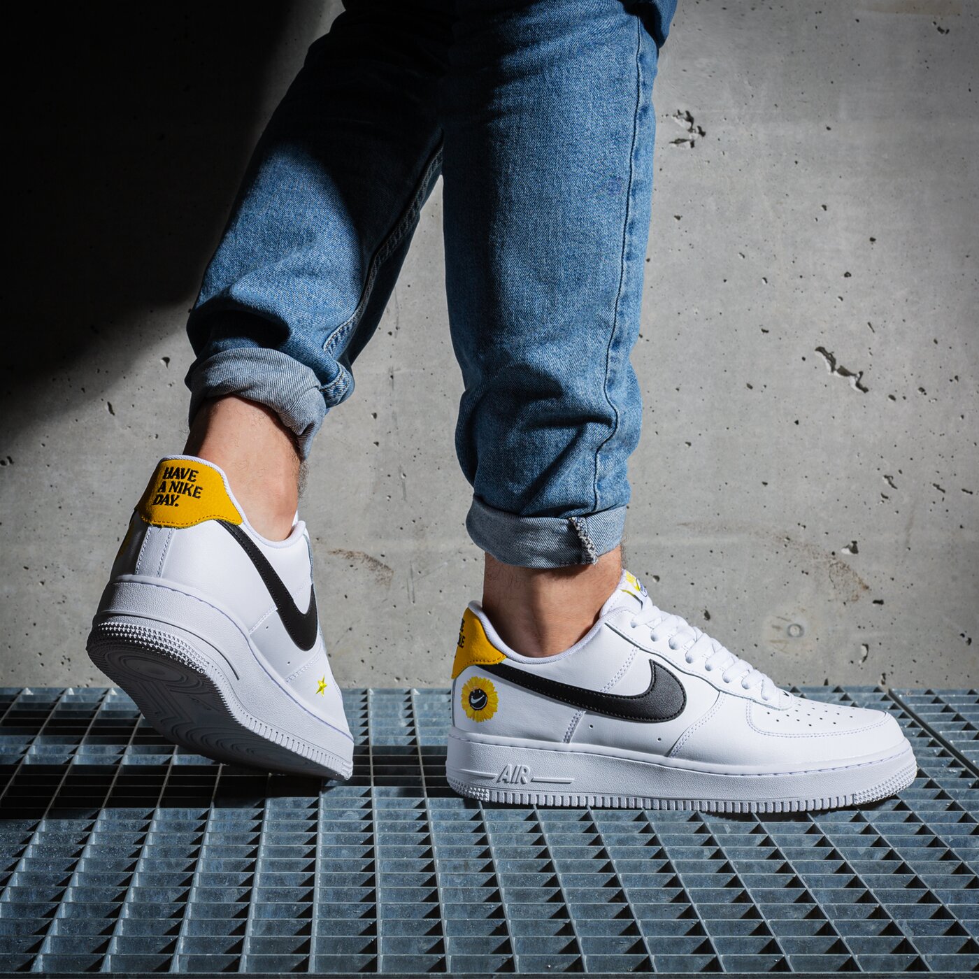 Мъжки маратонки NIKE AIR FORCE 1 '07 LV8 2 dm0118-100 цвят бял