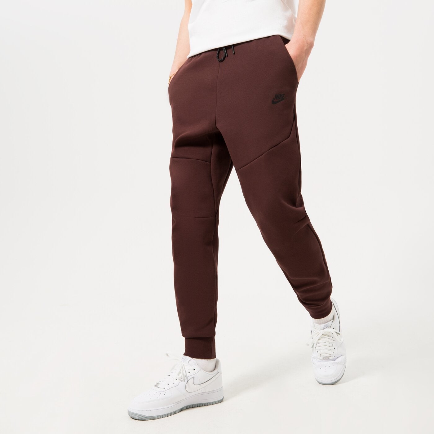 Мъжки панталони NIKE ПАНТАЛОНИ SPORTSWEAR TECH FLEECE cu4495-227 цвят кафяв