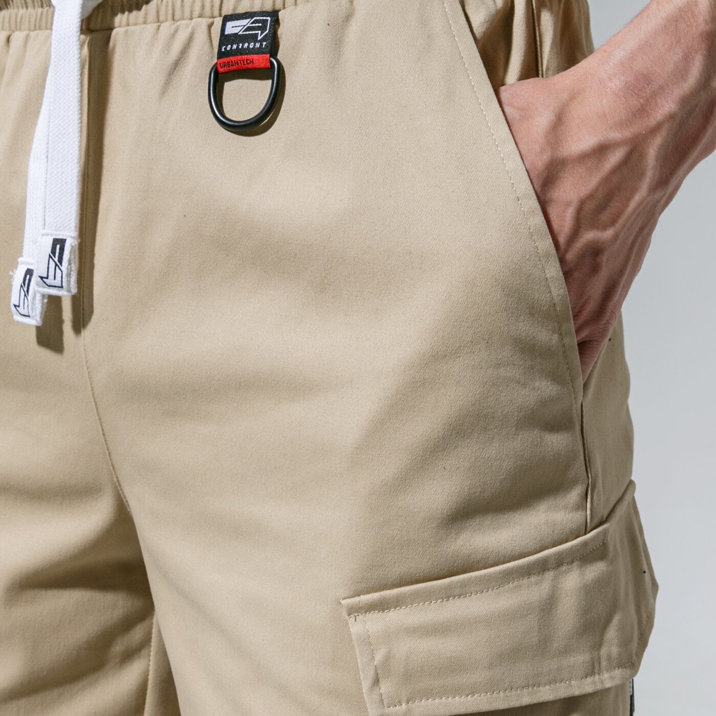 Мъжки къси панталони CONFRONT ШОРТИ CARGO cf121szm12001 цвят бежов