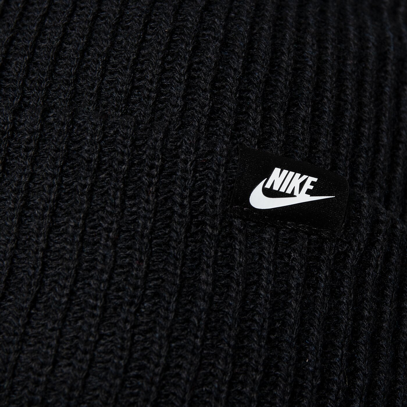 Дамска зимна шапка NIKE ШАПКА U NSW BEANIE FISHERMAN dv5435-010 цвят черен