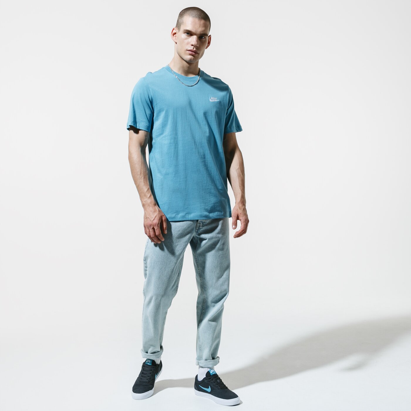 Мъжка тениска NIKE ТЕНИСКА SPORTSWEAR CLUB ar4997-424 цвят син