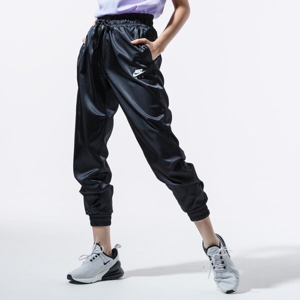 Дамски панталони NIKE ПАНТАЛОНИ W NSW AIR TRK PANT SATIN bv4781-010 цвят черен
