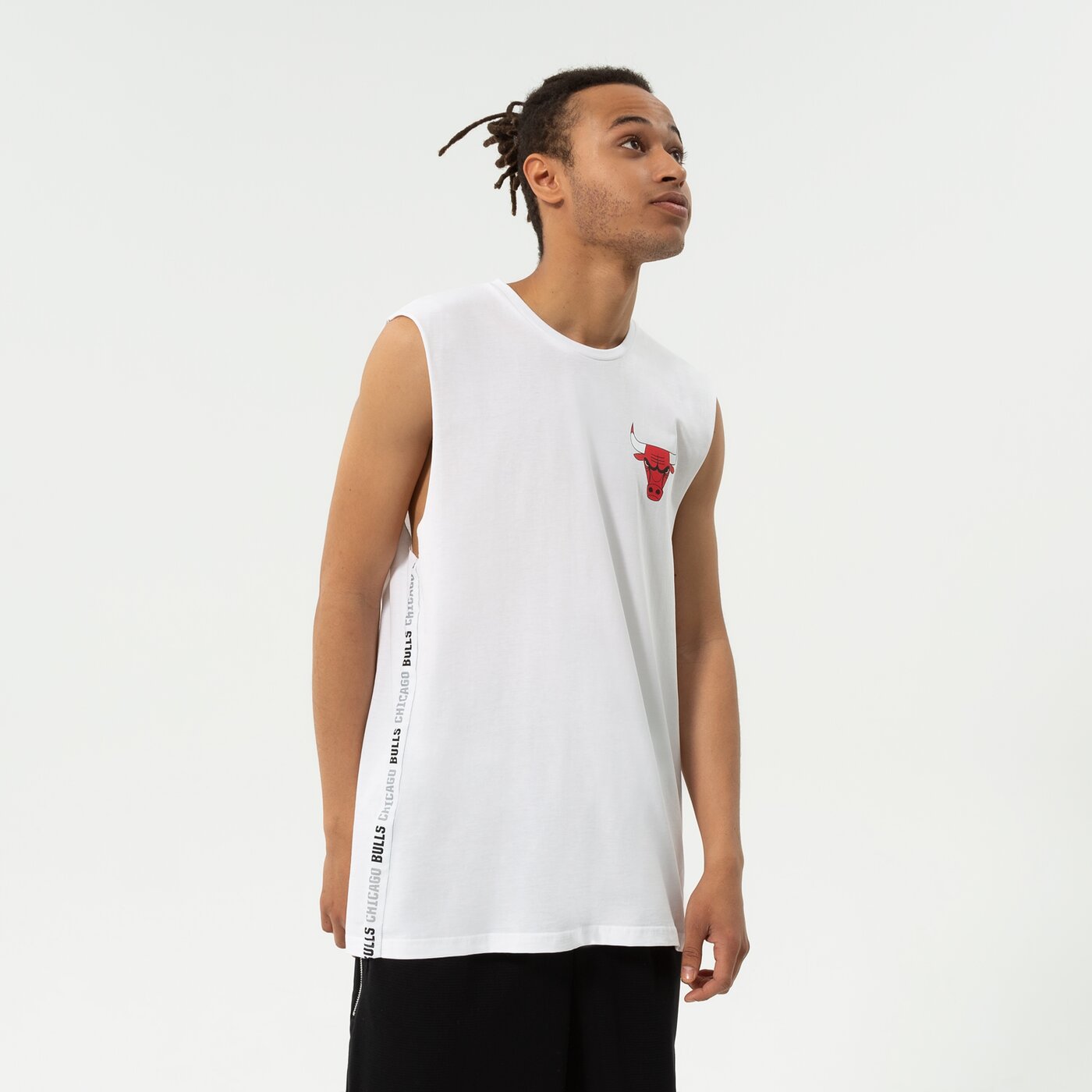 Мъжка тениска NEW ERA ПОТНИК NBA LOGO TAPING SLESS BULLS CHICAGO BULLS WHI 13083913 цвят бял