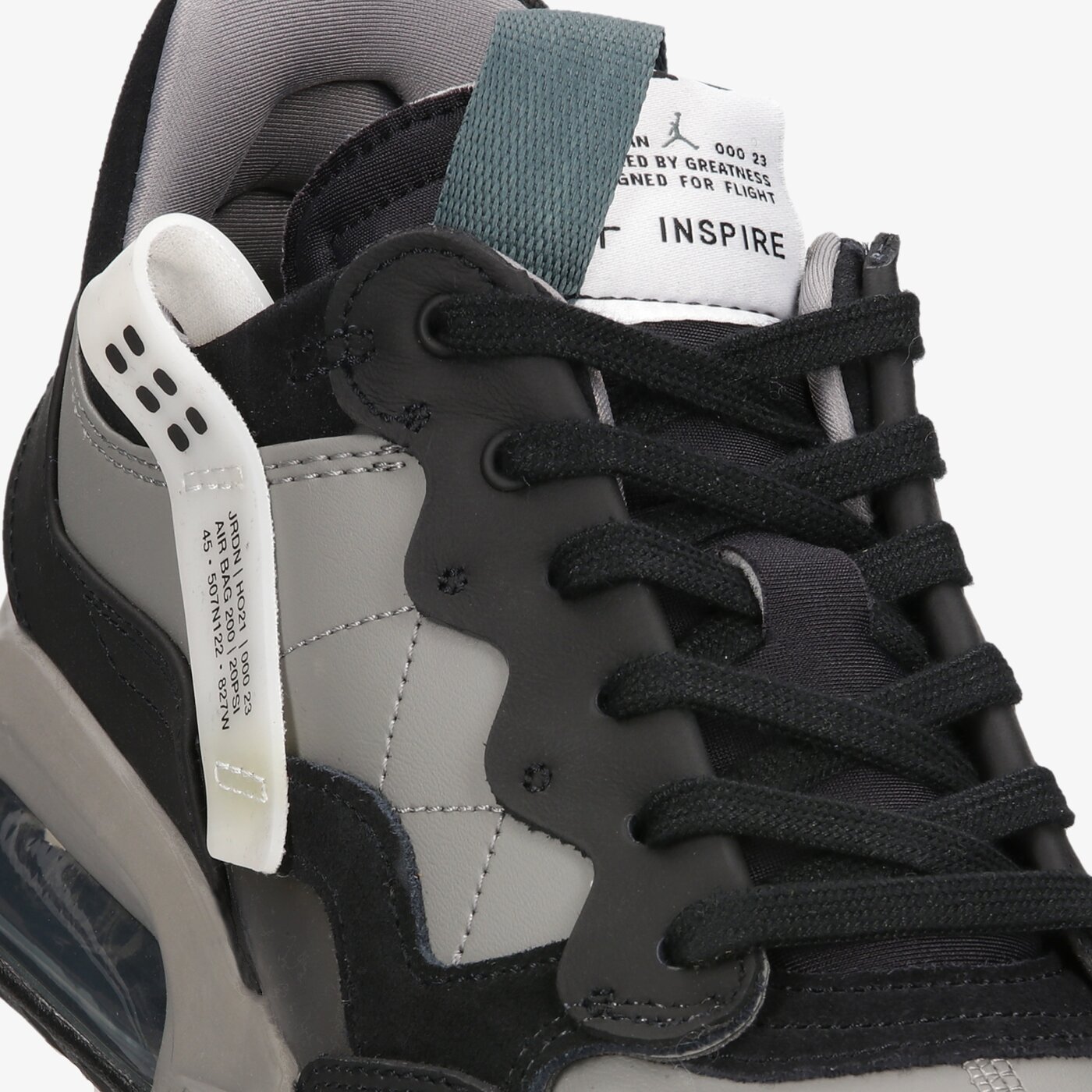 Мъжки маратонки JORDAN MA2  cv8122-003 цвят черен