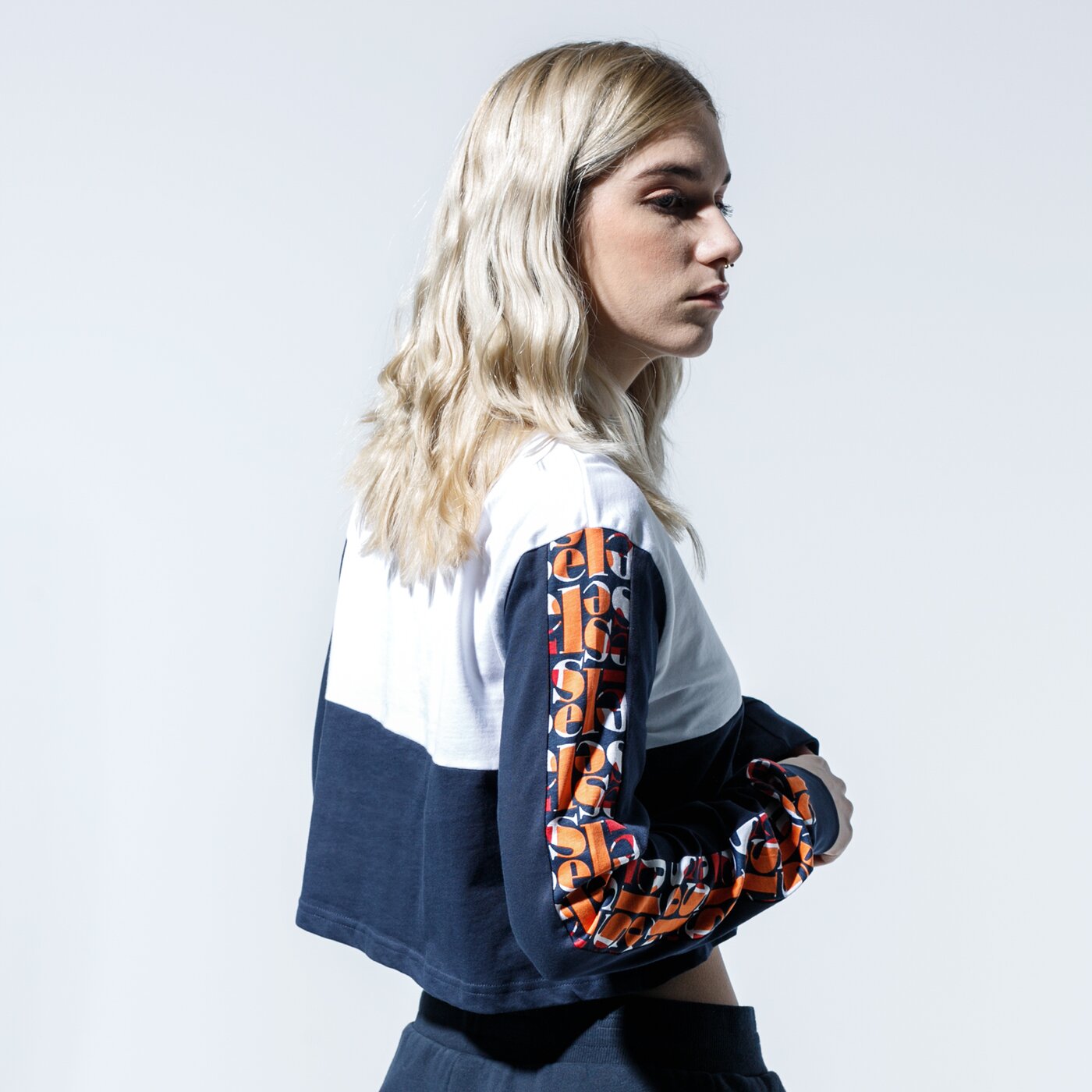 Дамски суичър ELLESSE СУИТЧЪР TAMEDEO sge08435white цвят бял