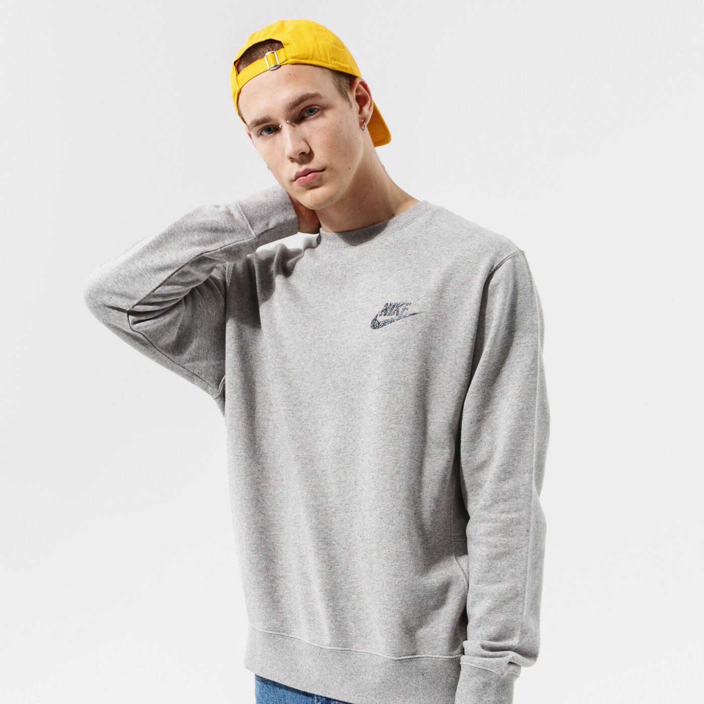 Мъжки суичър NIKE СУИТЧЪР M NSW SPE+ SB CRW REVIVAL dd7045-902 цвят бежов