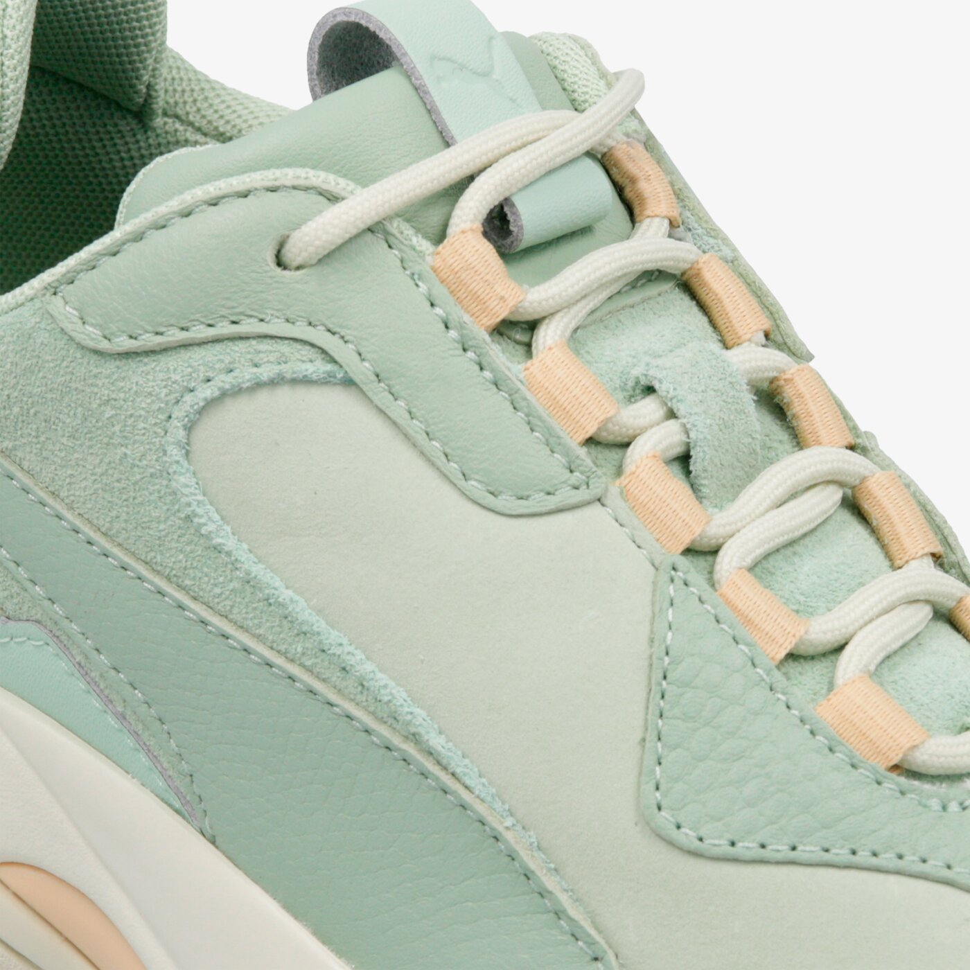 Дамски маратонки PUMA THUNDER DESERT WN'S 36802402 цвят зелен