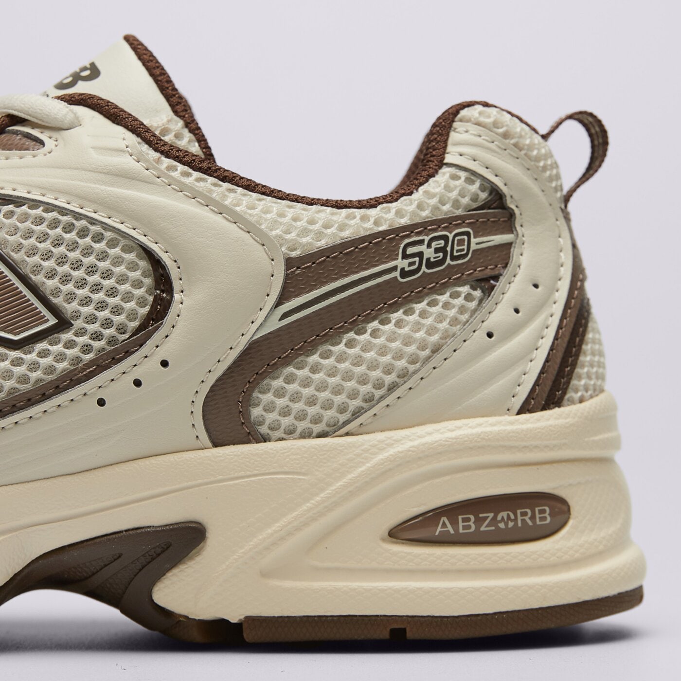 Дамски маратонки NEW BALANCE 530  mr530asm цвят бежов