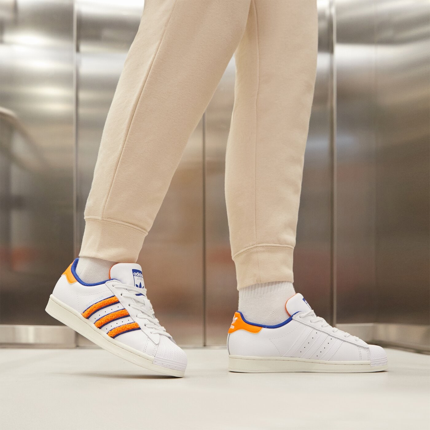 Дамски маратонки ADIDAS SUPERSTAR W  if7610 цвят бял