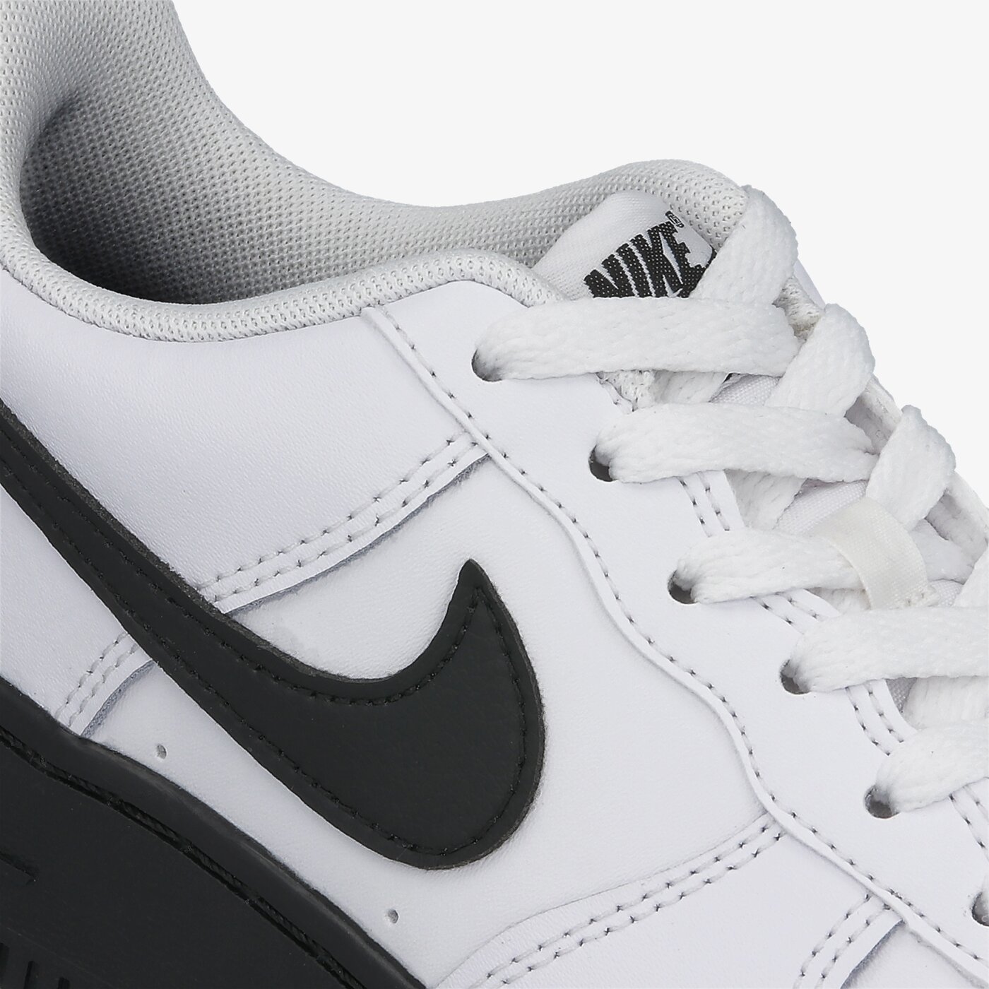 Детски маратонки NIKE AIR FORCE 1 cv7663-101 цвят бял