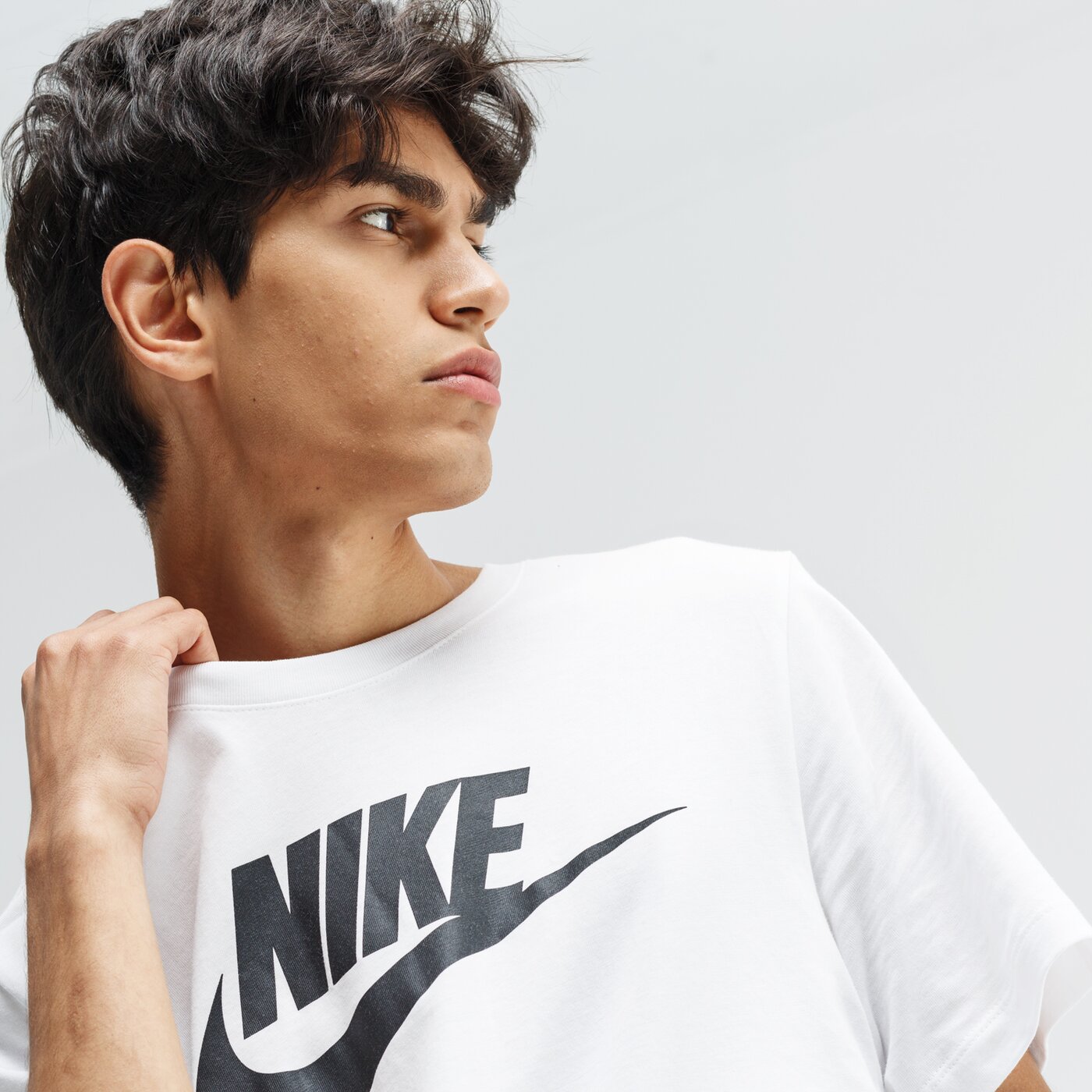 Мъжка тениска NIKE ТЕНИСКА SPORTSWEAR ar5004-101 цвят бял