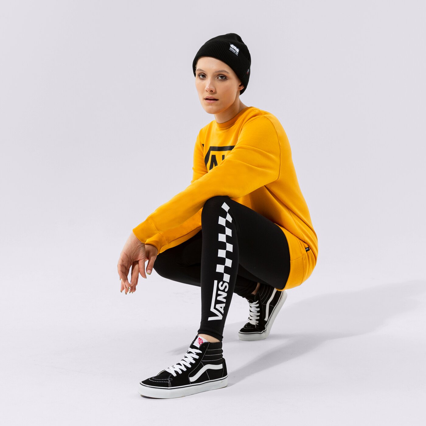 Дамски панталони VANS КЛИН CHECKERBOARD vn0a4s9wblk1 цвят черен