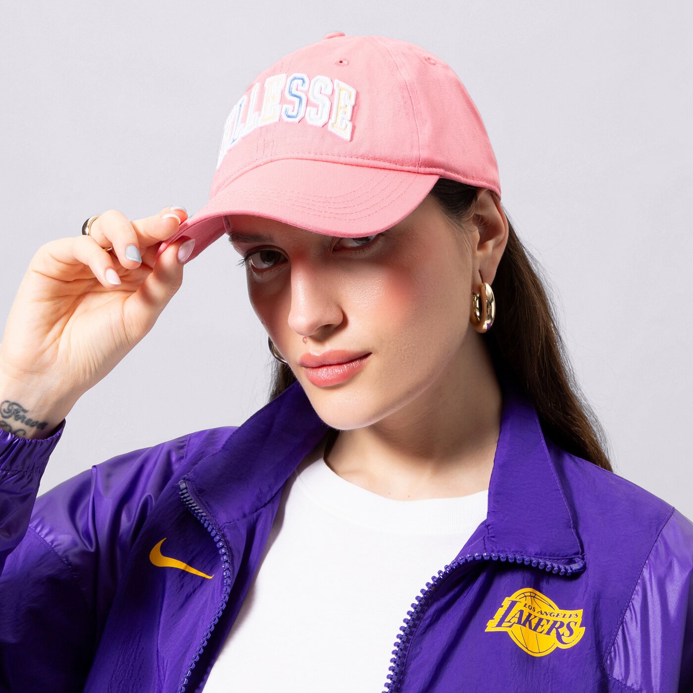 Дамска шапка с козирка ELLESSE ШАПКА CAPALO CAP PINK sara3046814 цвят розов