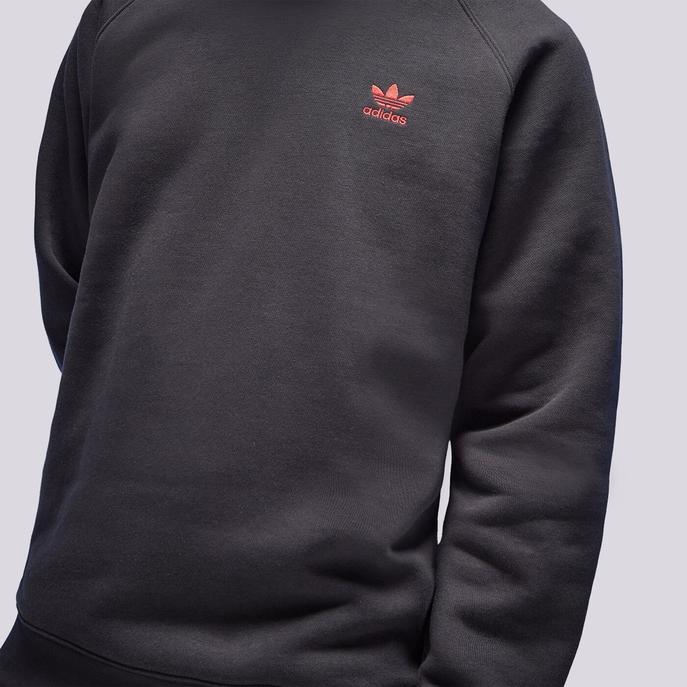 Мъжки суичър ADIDAS СУИТЧЪР ESSENTIAL CREW ORIGINALS CORE iz0015 цвят черен