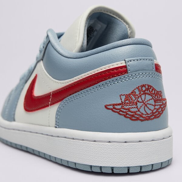 Дамски маратонки AIR JORDAN 1 LOW  dc0774-164 цвят син