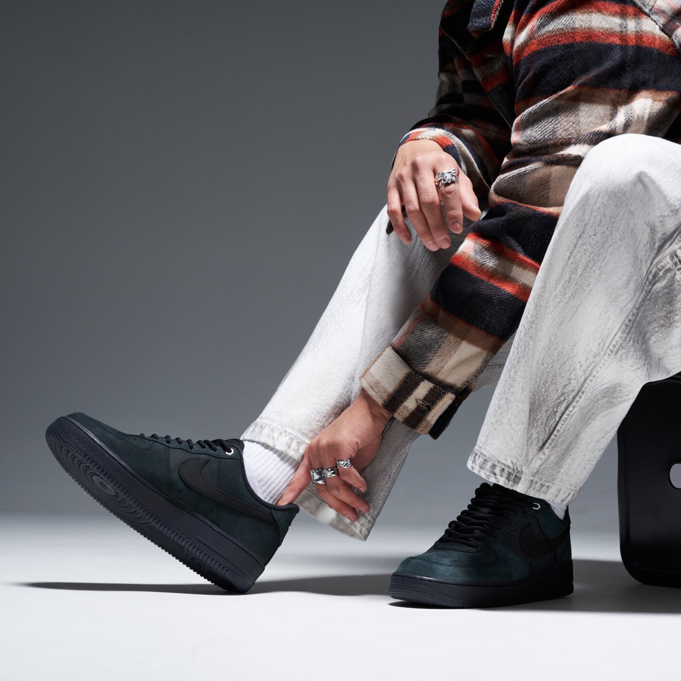 Мъжки маратонки NIKE AIR FORCE 1 '07 WB cj9179-001 цвят черен