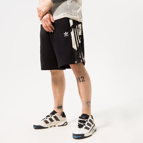 Мъжки къси панталони ADIDAS ШОРТИ CAMO hk2812 цвят черен