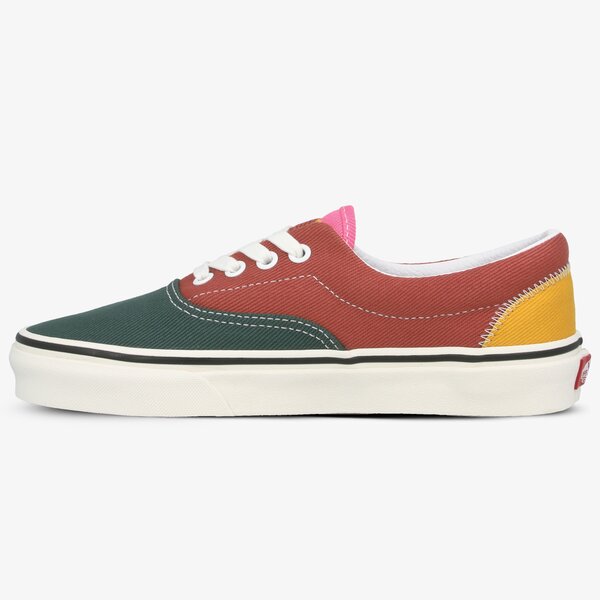 Дамски маратонки VANS UA ERA vn0a4bv4v9h1w цвят многоцветен