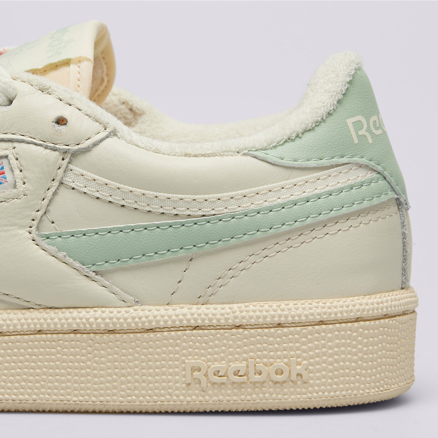 Дамски маратонки REEBOK CLUB C REVENGE VINTAGE 100233957 цвят бежов