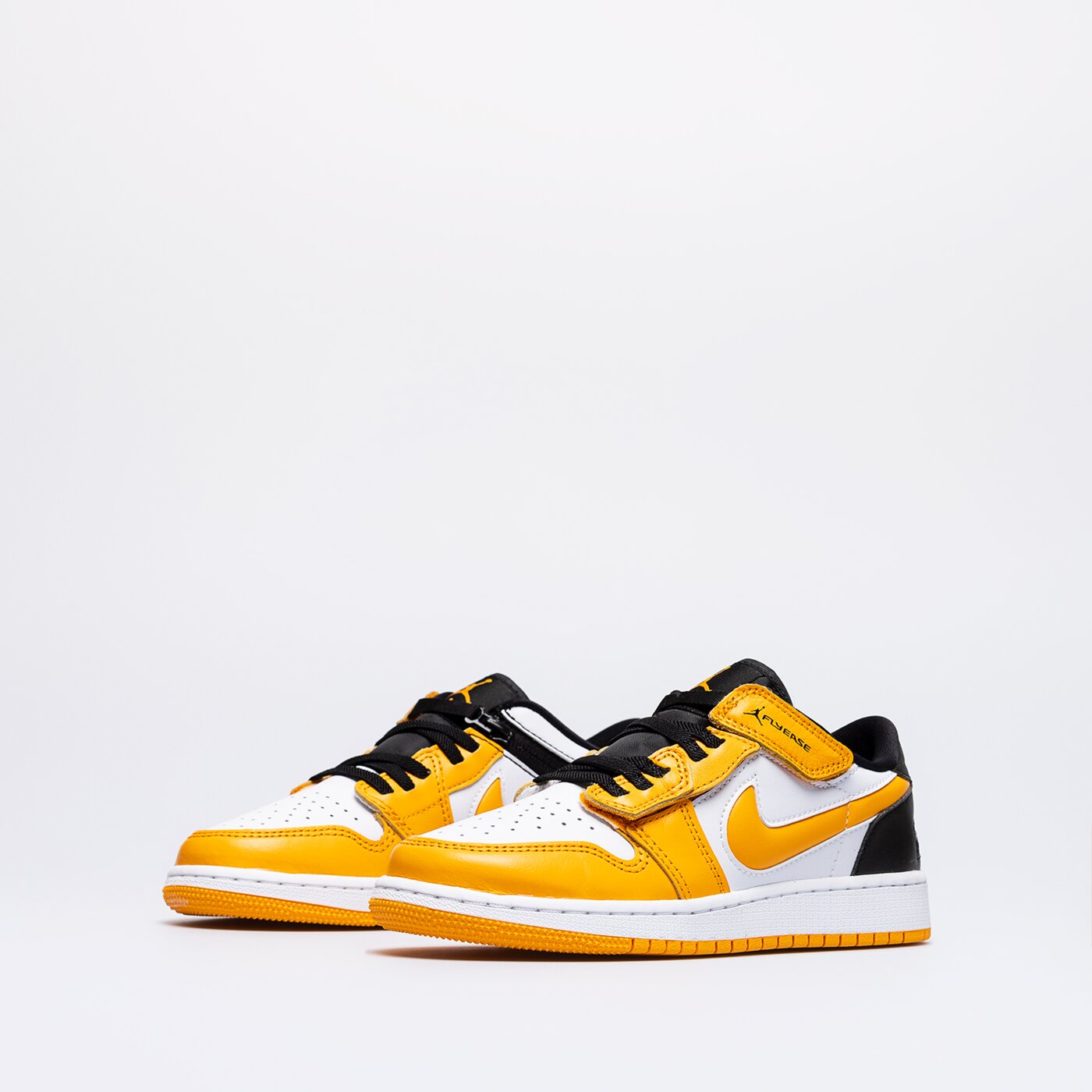 Детски маратонки AIR JORDAN 1 LOW FLYEASE  dn4639-107 цвят бял