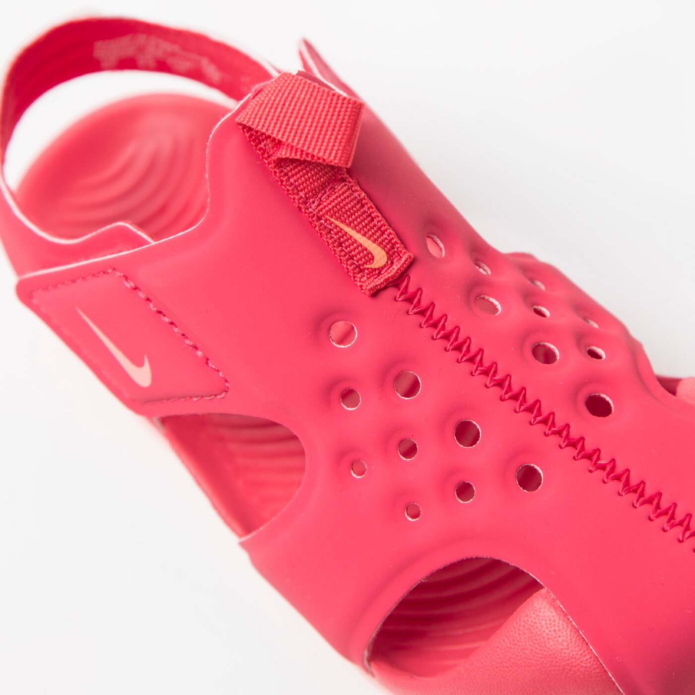 Детски чехли и сандали NIKE SUNRAY PROTECT 2 GT 943829-600 цвят розов