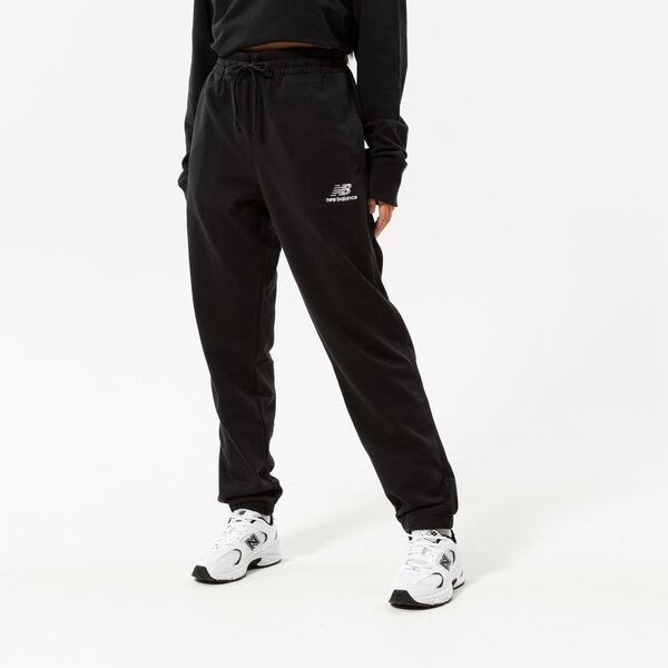 Дамски панталони NEW BALANCE ПАНТАЛОНИ NB ESSENTIALS UNI-SSENTIALS SWEATPANT up21500bk цвят черен