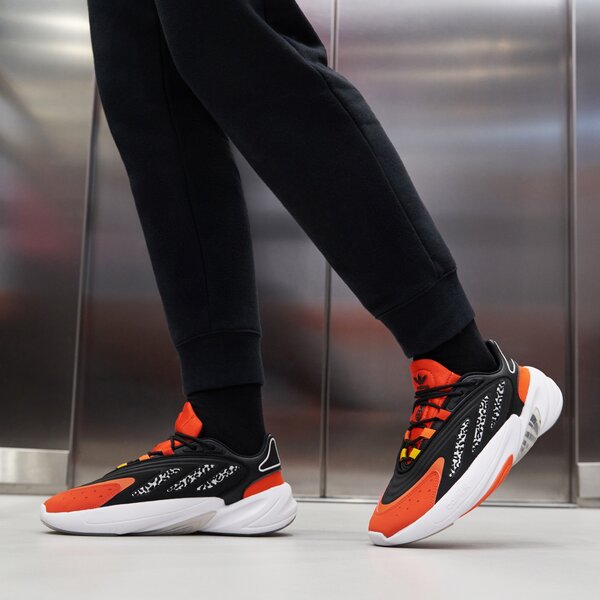 Дамски маратонки ADIDAS OZELIA W gw0547 цвят многоцветен