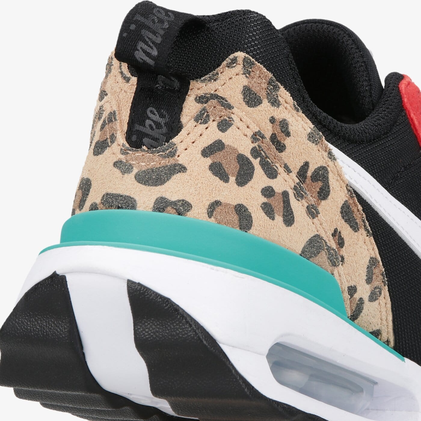 Дамски маратонки NIKE AIR MAX DAWN SE dh5132-001 цвят черен