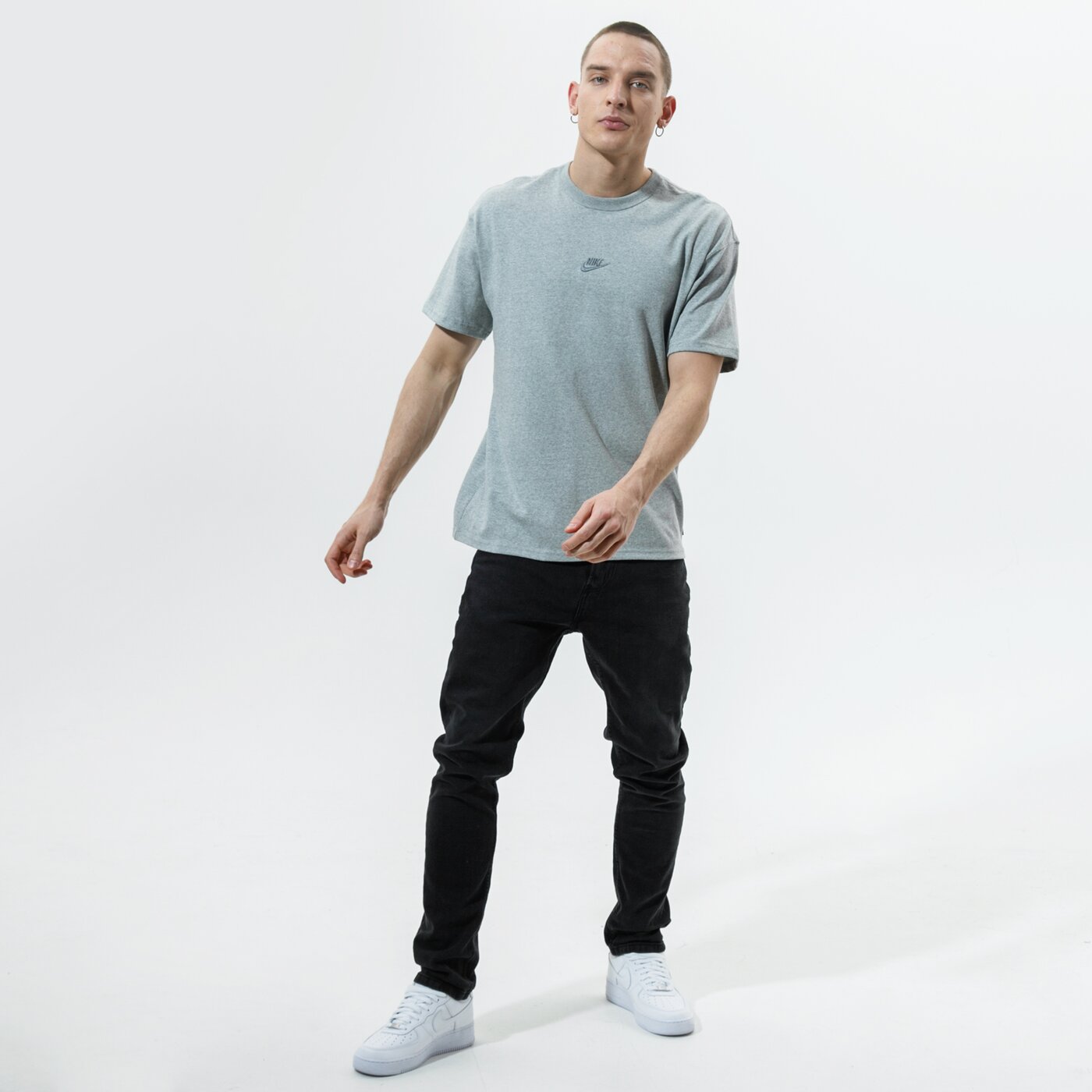 Мъжка тениска NIKE ТЕНИСКА SPORTSWEAR db3193-063 цвят сив