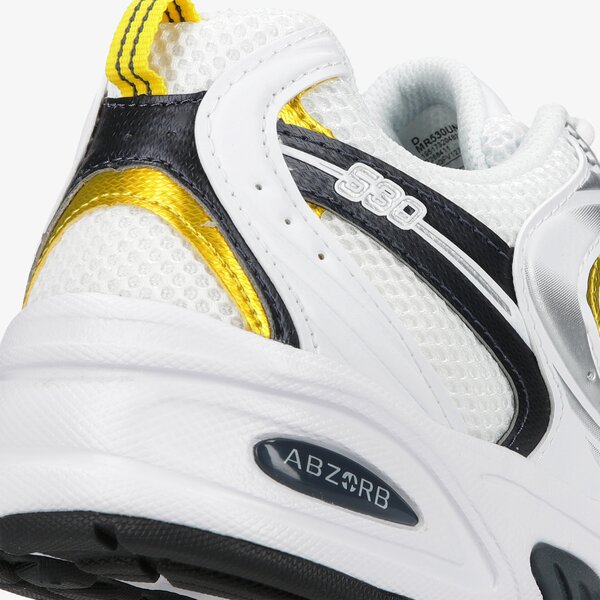 Мъжки маратонки NEW BALANCE 530  mr530unx цвят бял
