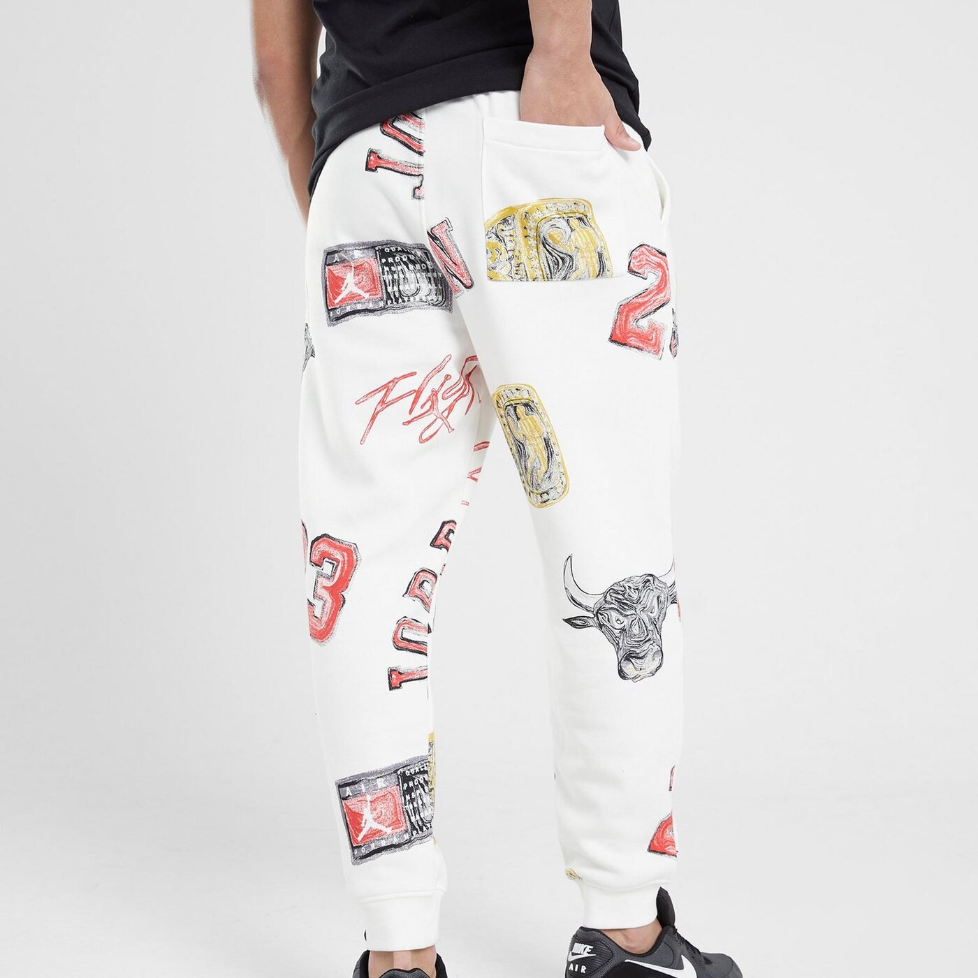 Мъжки панталони JORDAN ПАНТАЛОНИ M J ESS AOP FLC PANT fn4547-133 цвят многоцветен