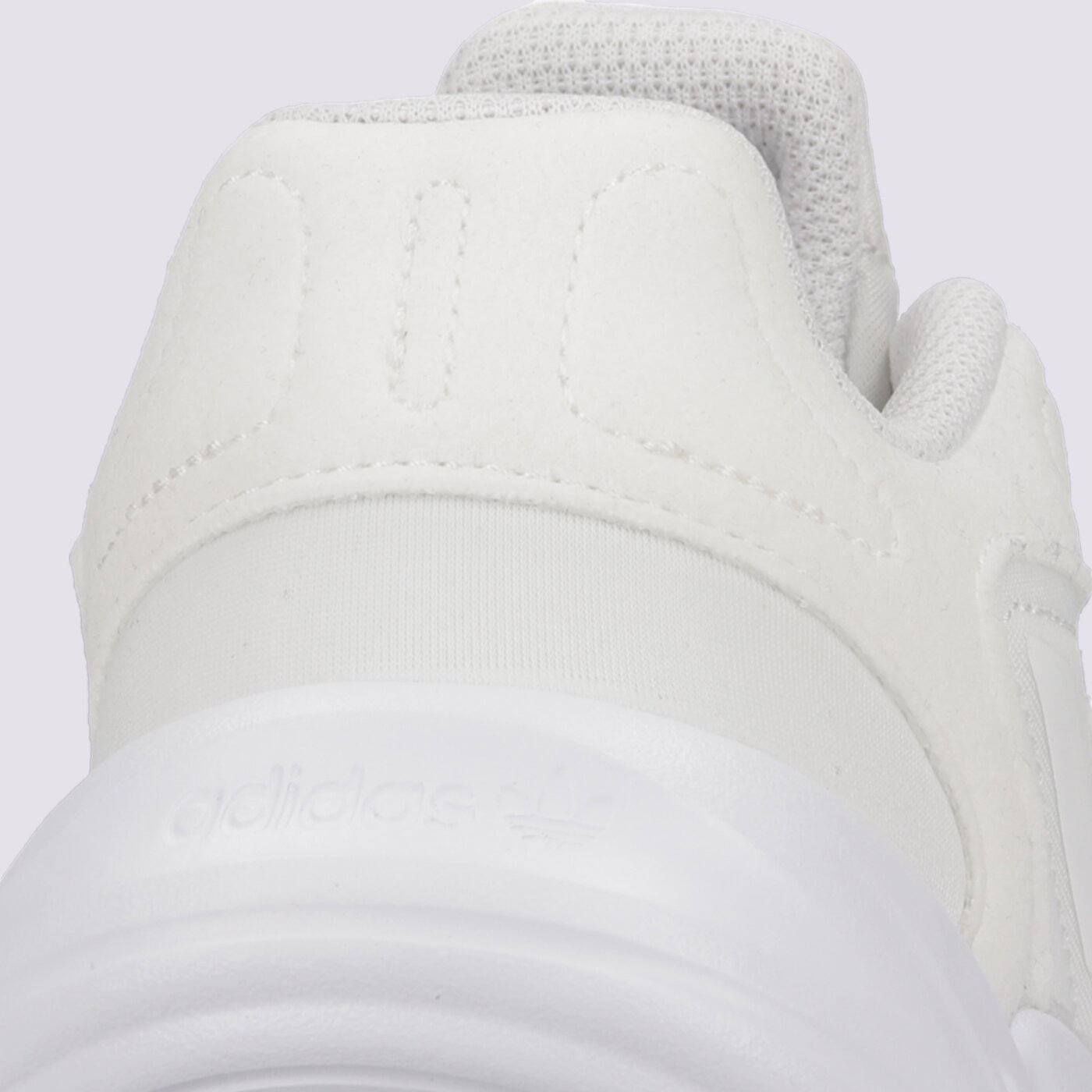 Детски маратонки ADIDAS OZELIA EL C h04743 цвят бял