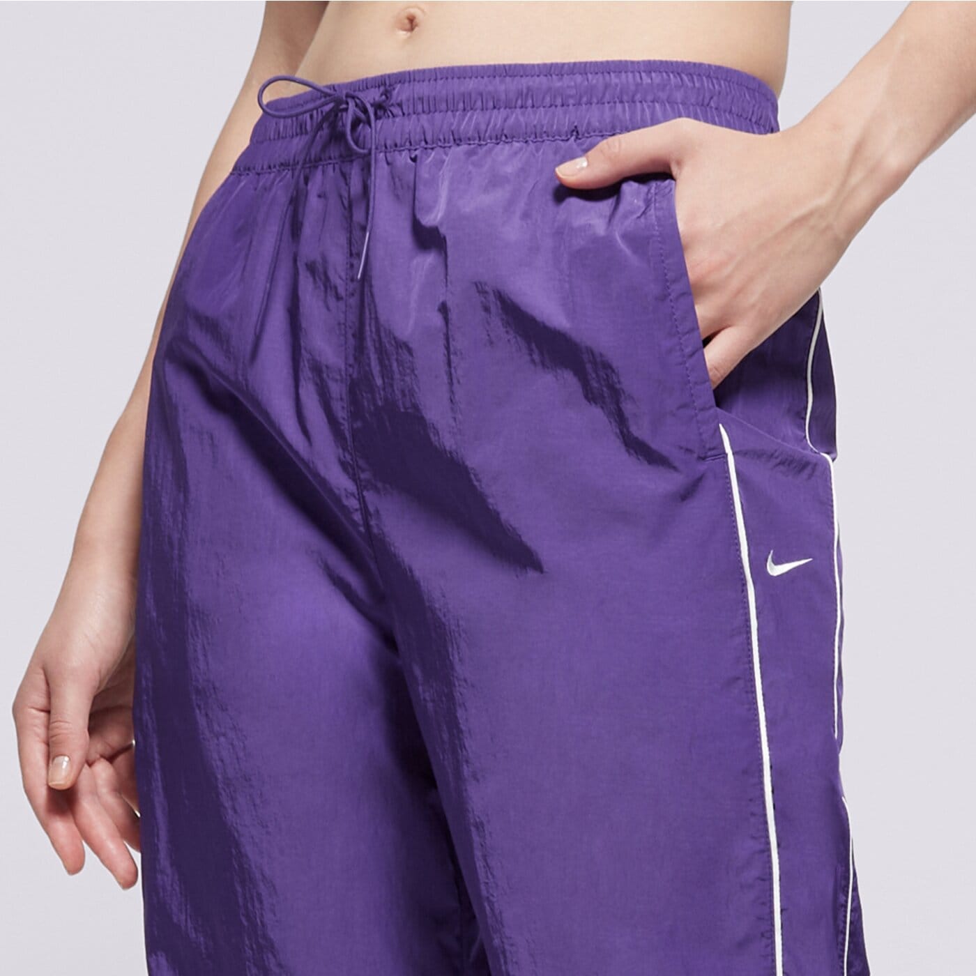 Дамски панталони NIKE ПАНТАЛОНИ W NSW NK WR WVN HR OH PANT fv7655-547 цвят виолетов