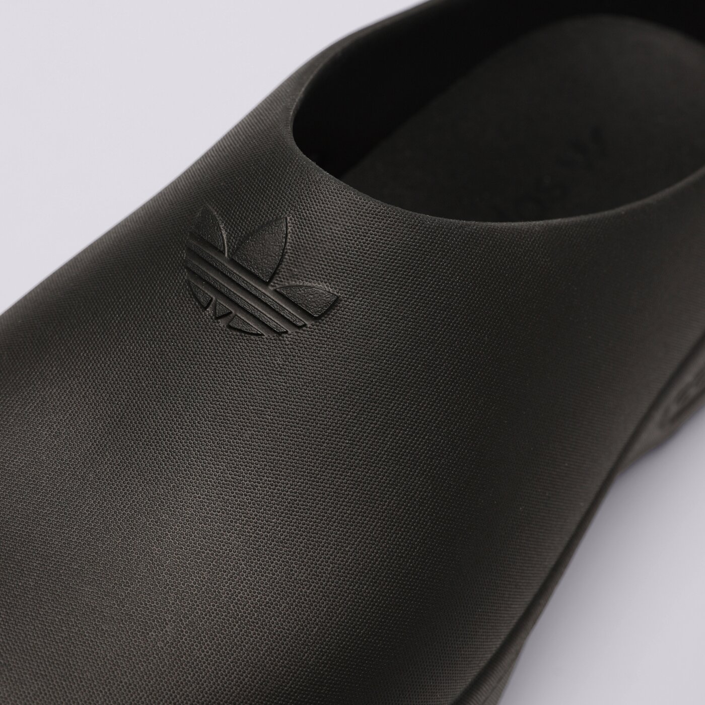 Дамски чехли и сандали ADIDAS ADIFOM STAN MULE W ie4626 цвят черен