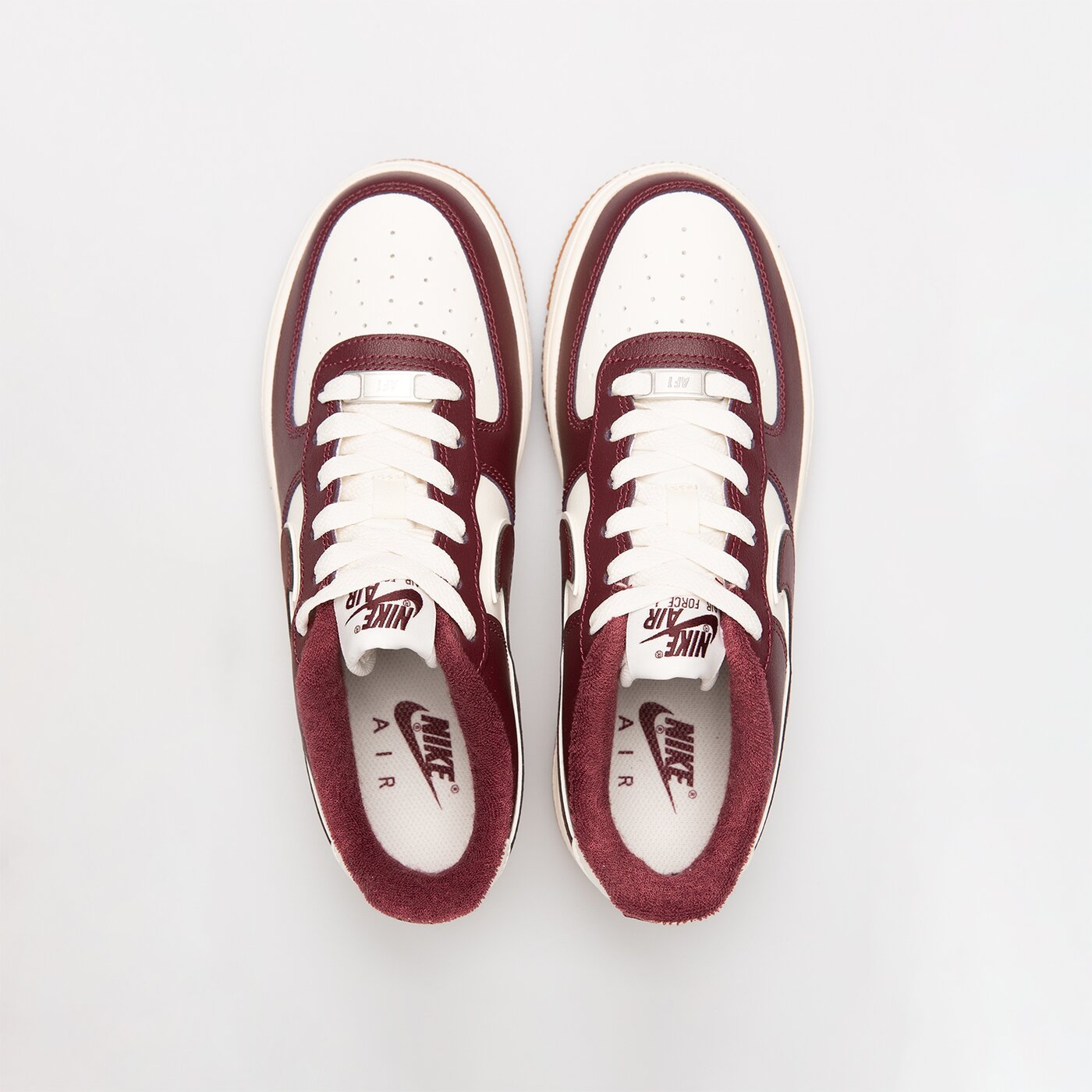 Детски маратонки NIKE AIR FORCE 1 LV8 2 BG dq5972-100 цвят бежов