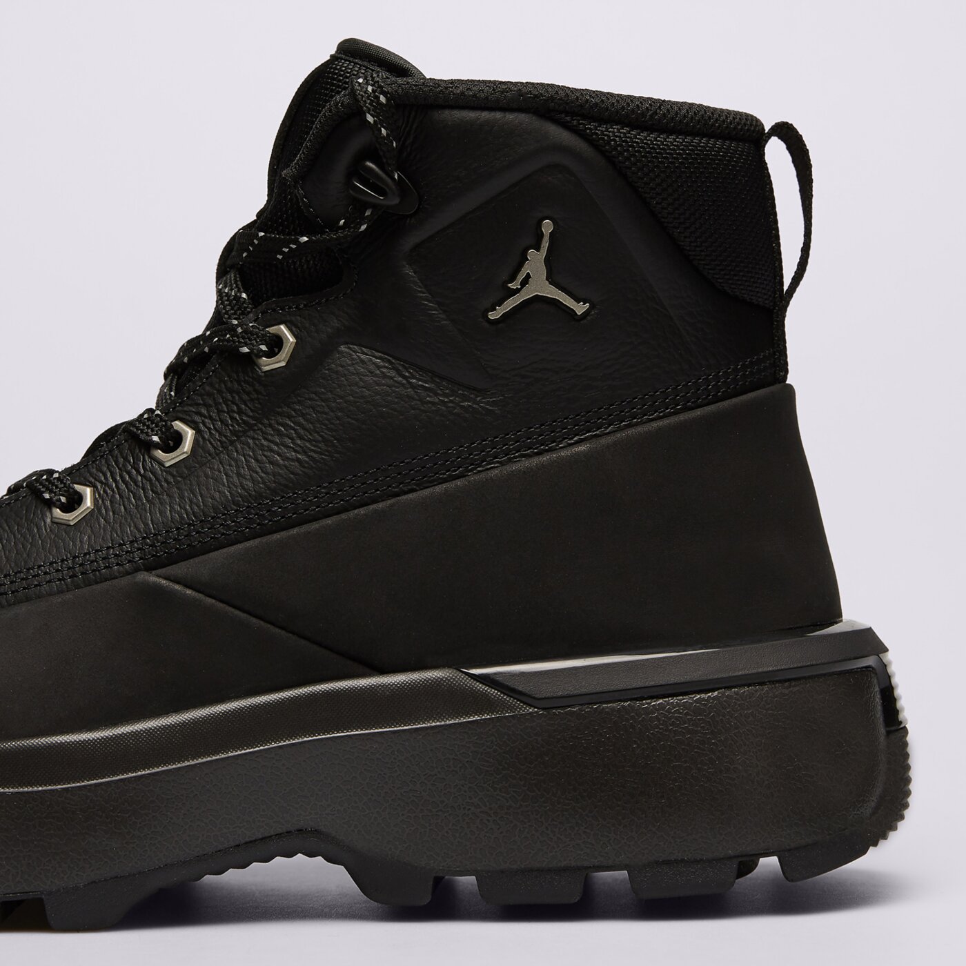 Мъжки туристически обувки JORDAN REMIX hv4580-001 цвят черен