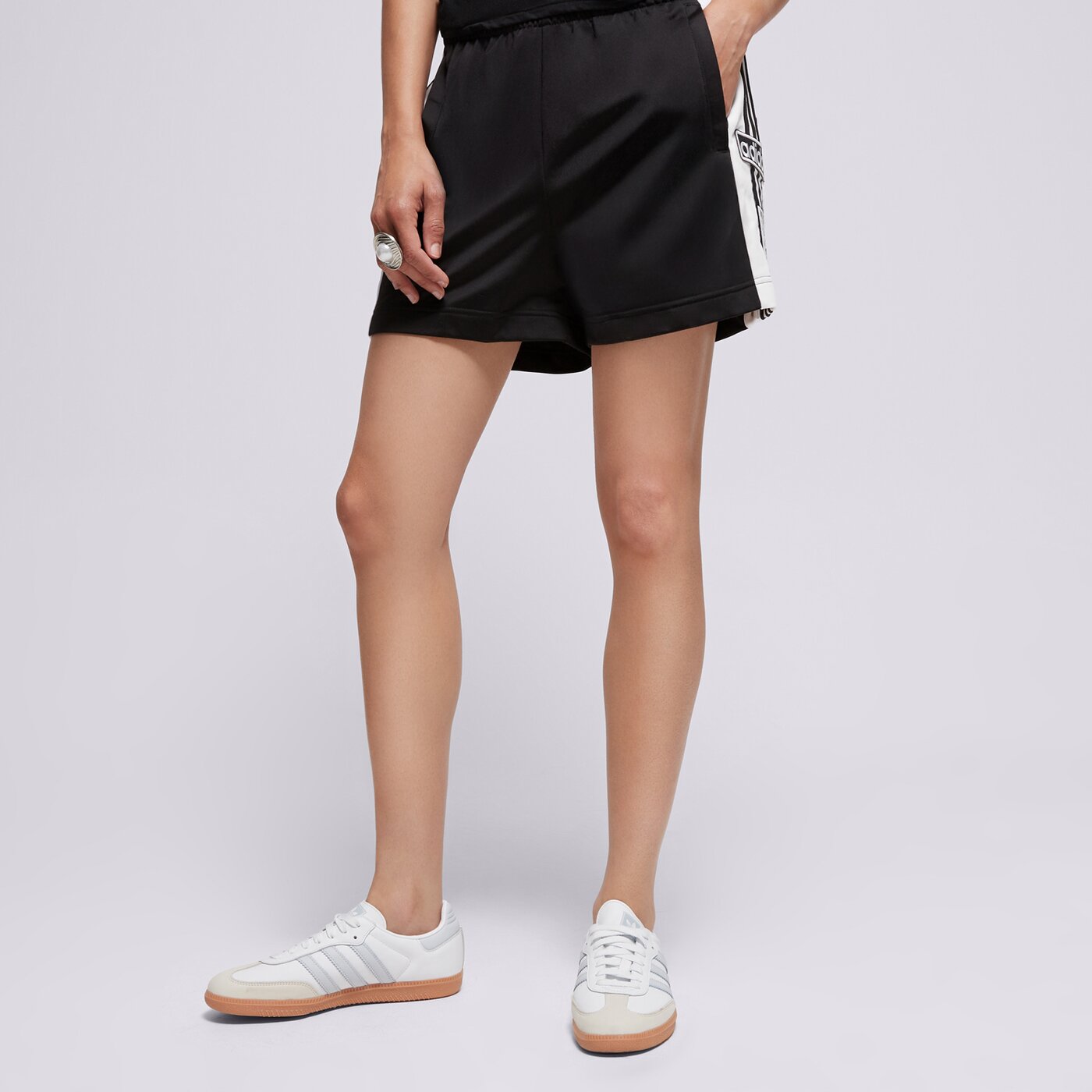 Дамски къси панталони ADIDAS ШОРТИ ADIBREAK SHORT iu2518 цвят черен