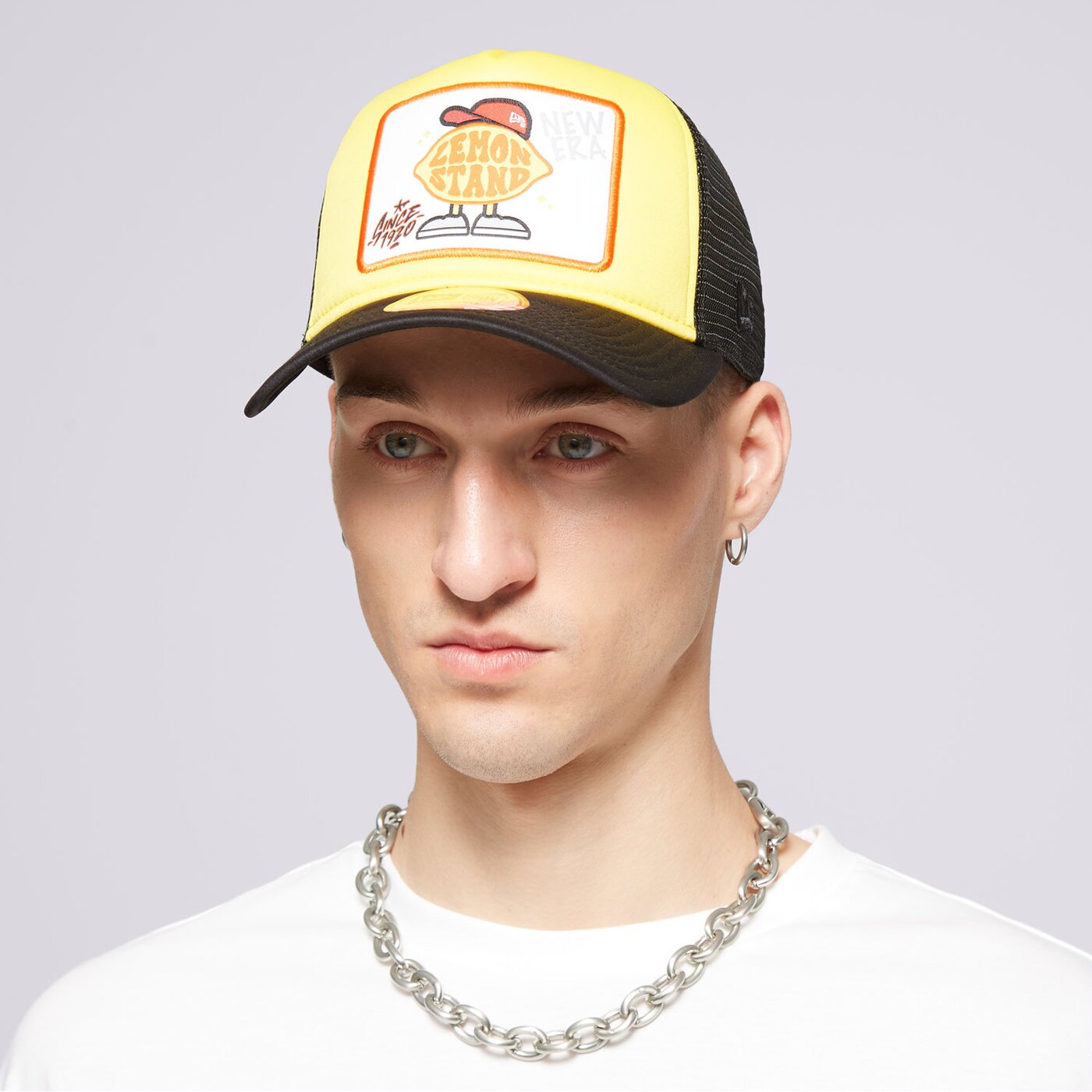 Мъжка шапка с козирка NEW ERA ШАПКА NE PATCH TRUCKER NONE 60503525 цвят черен